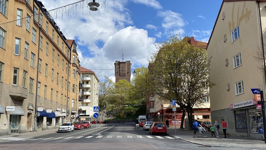 Marabouparken I Sundbyberg - Konsthall Och Parkhäng | FREEDOMtravel