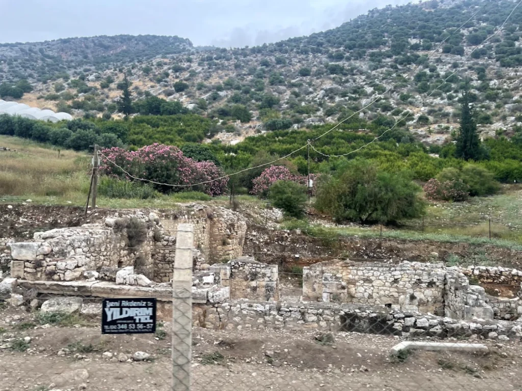 Historiska platser utanför Antalya - Finike