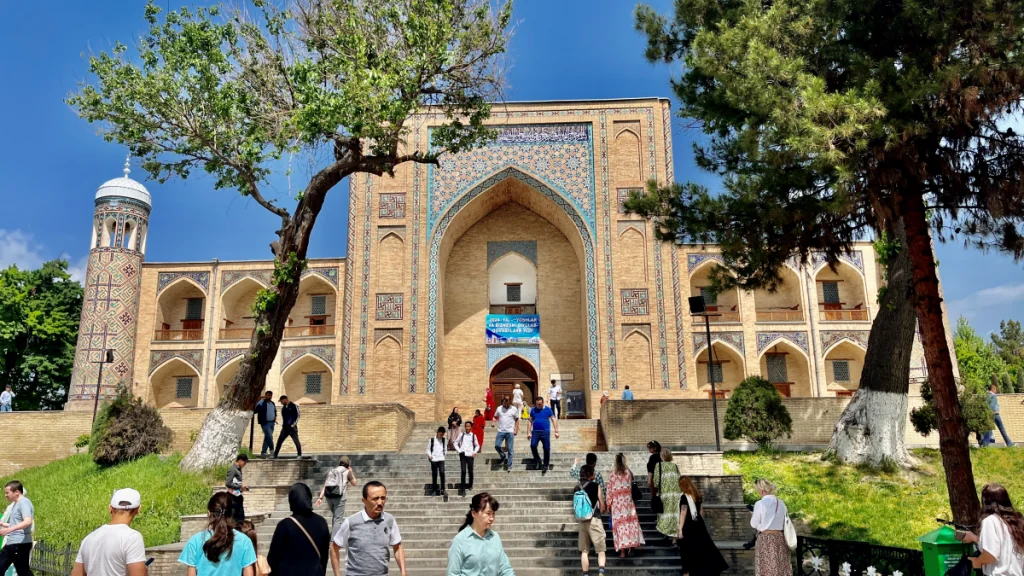 Att göra i Tasjkent i Uzbekistan - Kulkedash Madrassa
