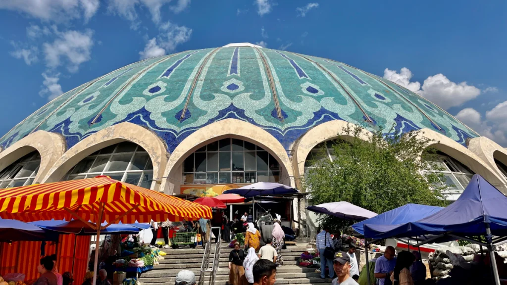 Att göra i Tasjkent i Uzbekistan - Chorsu Bazaar