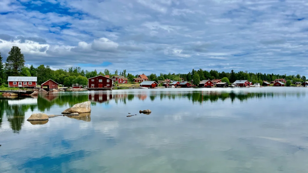Att besöka Skärså fiskeläge i Hälsingland