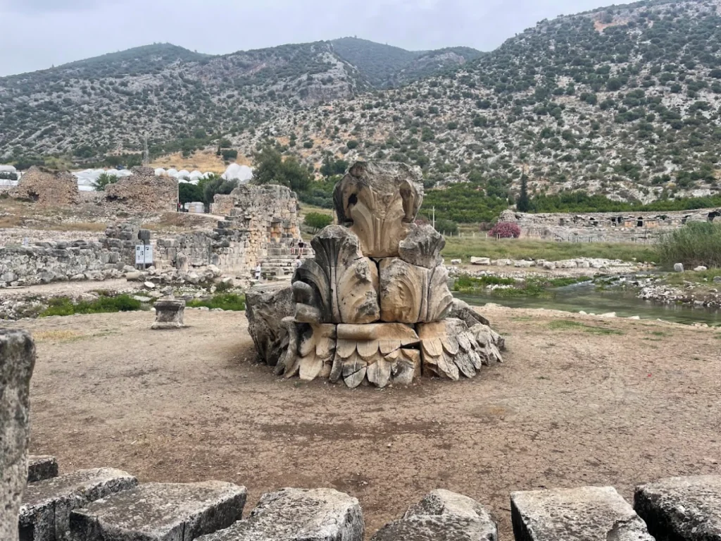 Historiska platser utanför Antalya - Limyra