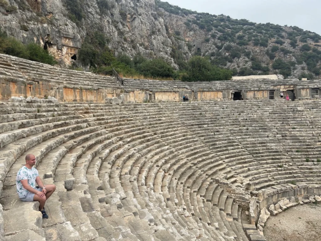 Historiska platser utanför Antalya - Myra