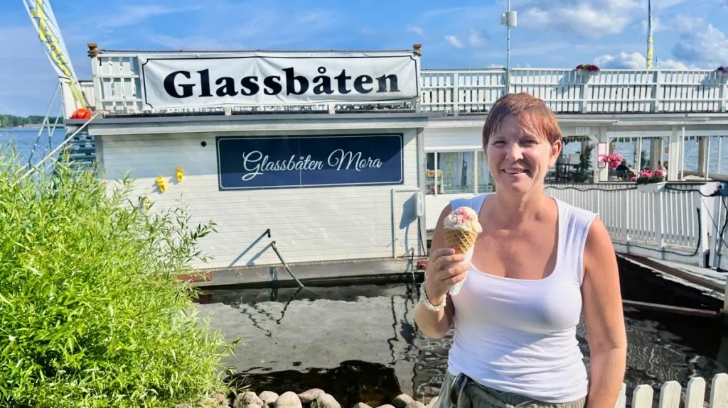 Att göra i Mora i Dalarna - Glassbåten