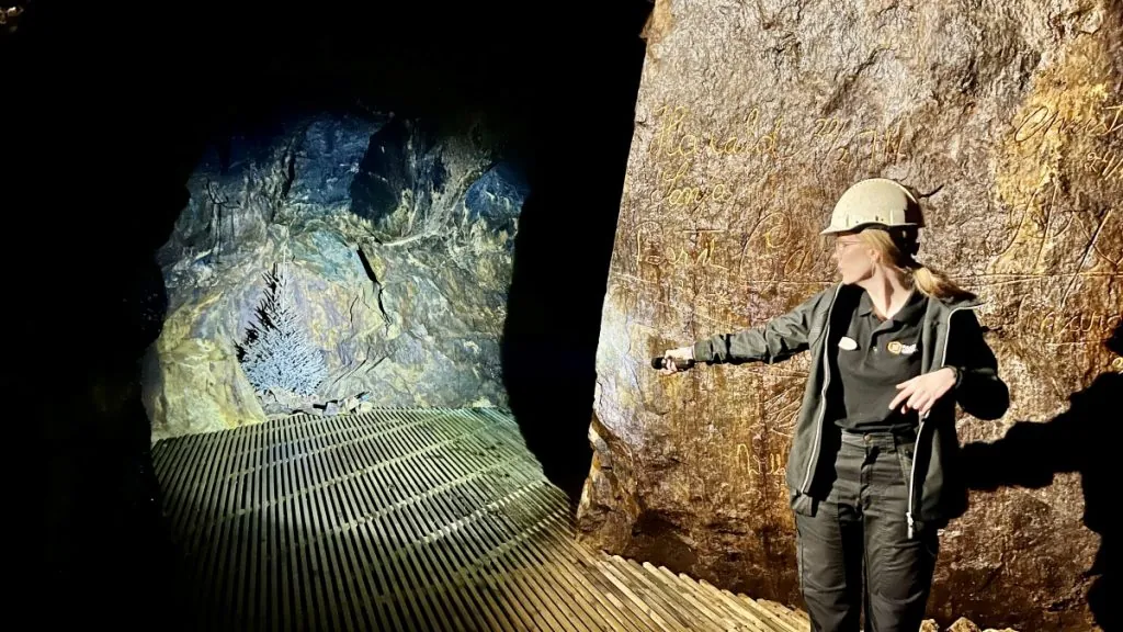Att besöka Falu gruva - guidad tur under jord